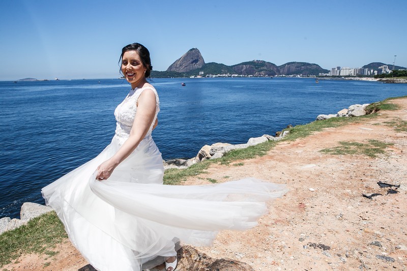 Mini Wedding Rústico Vintage no Bistrô Ouvidor de Botafogo | Noiva Internovias Priscila