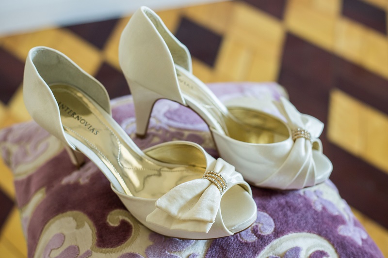 sapatos para noivas Internovias