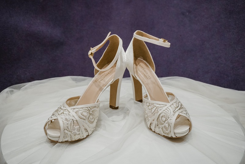 sapatos para noivas Internovias