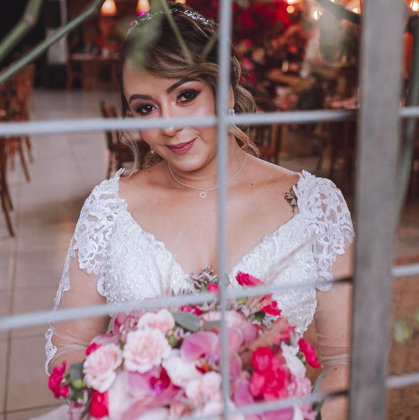 Casamento ao Ar Livre no Chalé Enfesta | Noiva Internovias Gleyce