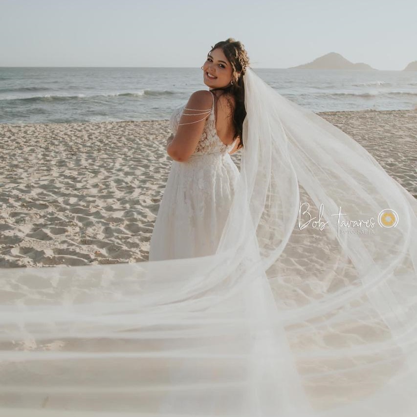 Casamento na Praia na Reserva Eventos | Noiva Internovias Juliana